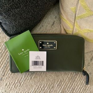 Kate Spade Neda Wilson Road Wallet Evergreen